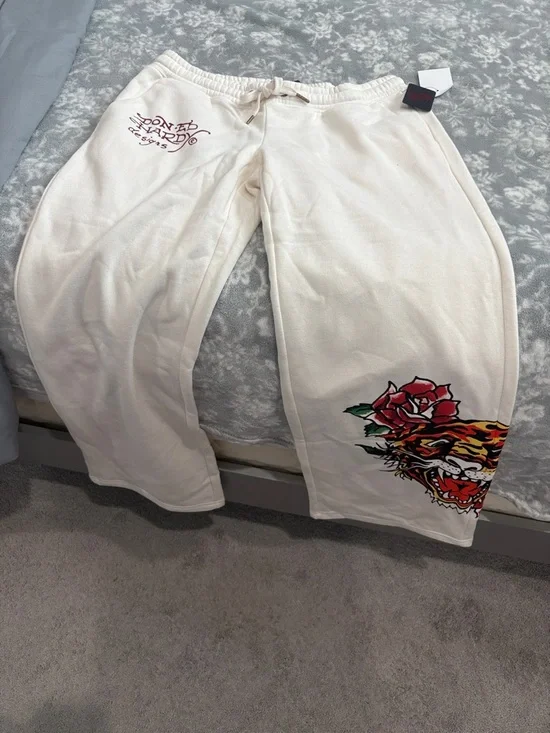 Ed Hardy Cream Sweatpants with Maroon Script and Multicolor Floral - Picture 4 of 7